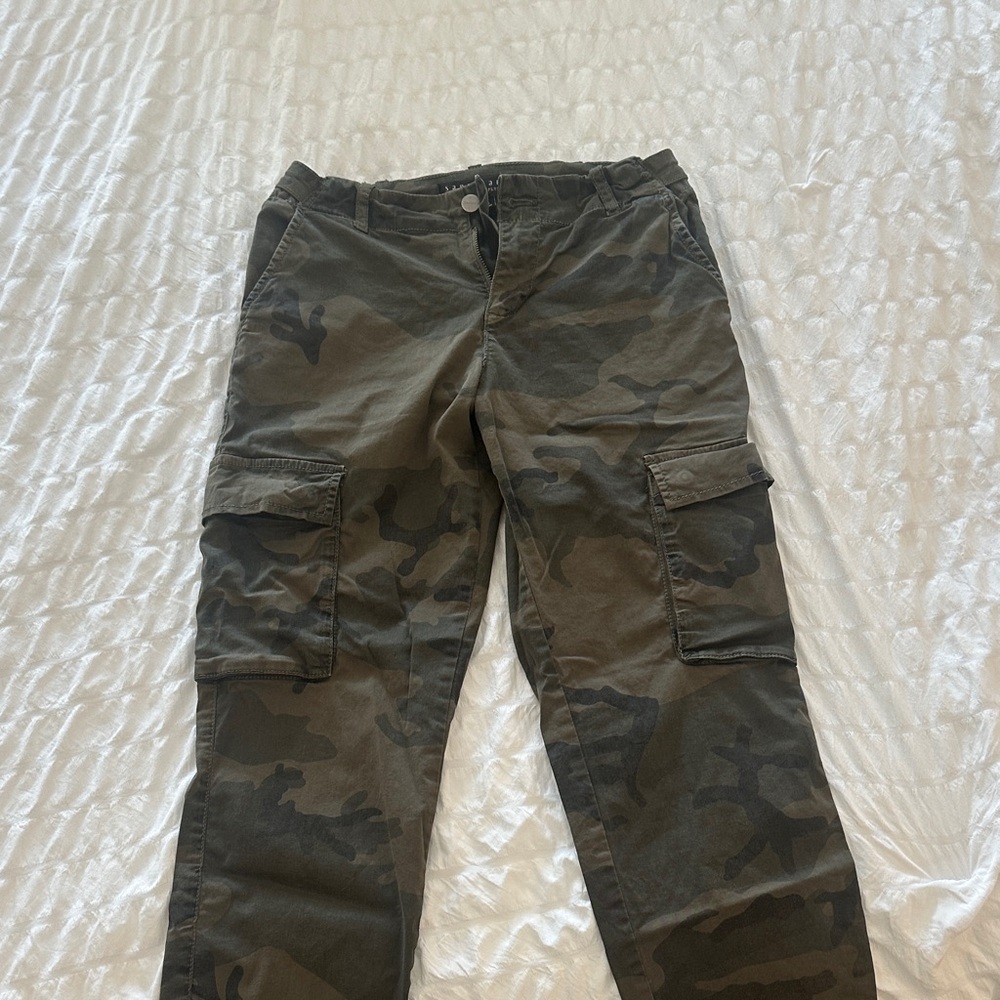 Sanctuary 7/8 camo pants
